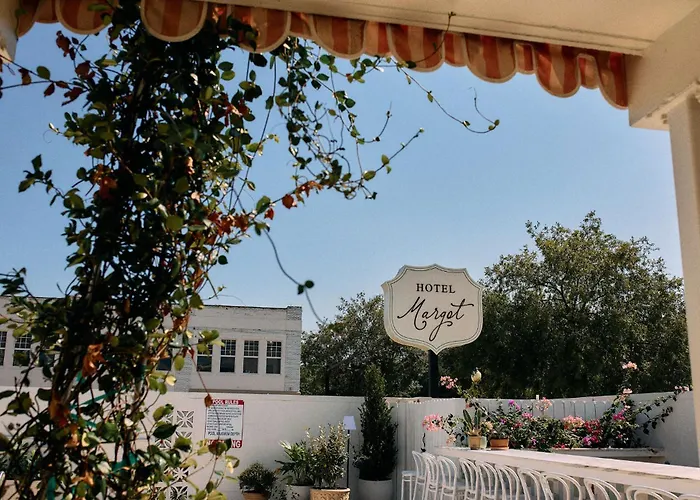 Margot Hotel Pensacola